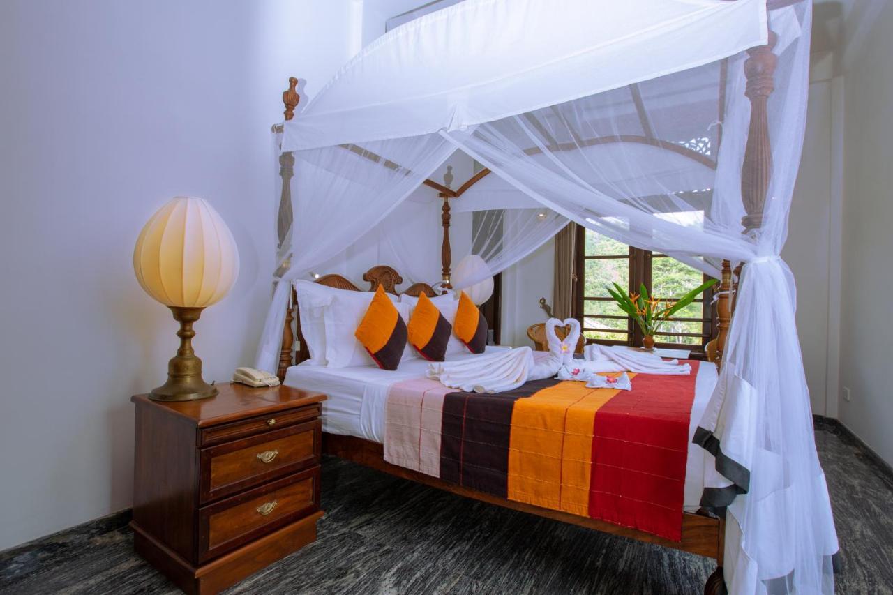 Hotel Niyagama House à Galle Extérieur photo